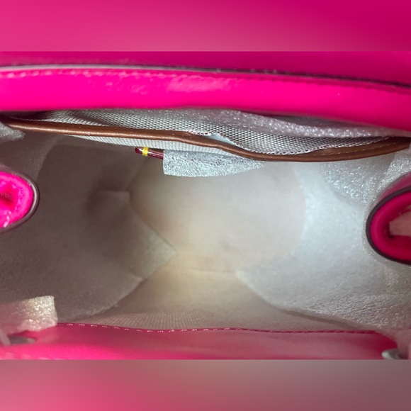 ❌SOLD❌ New Coach Tabby Quilted Backpack Dragonfruit Shoulder Bag - Hot Pink - Picture 12 of 15